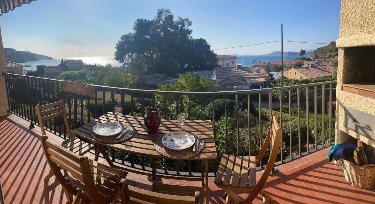 Appartement Cosy Vue Mer A 50 M De La Plage - Refait A Neuf Et Climatise Le Pradet Luaran gambar