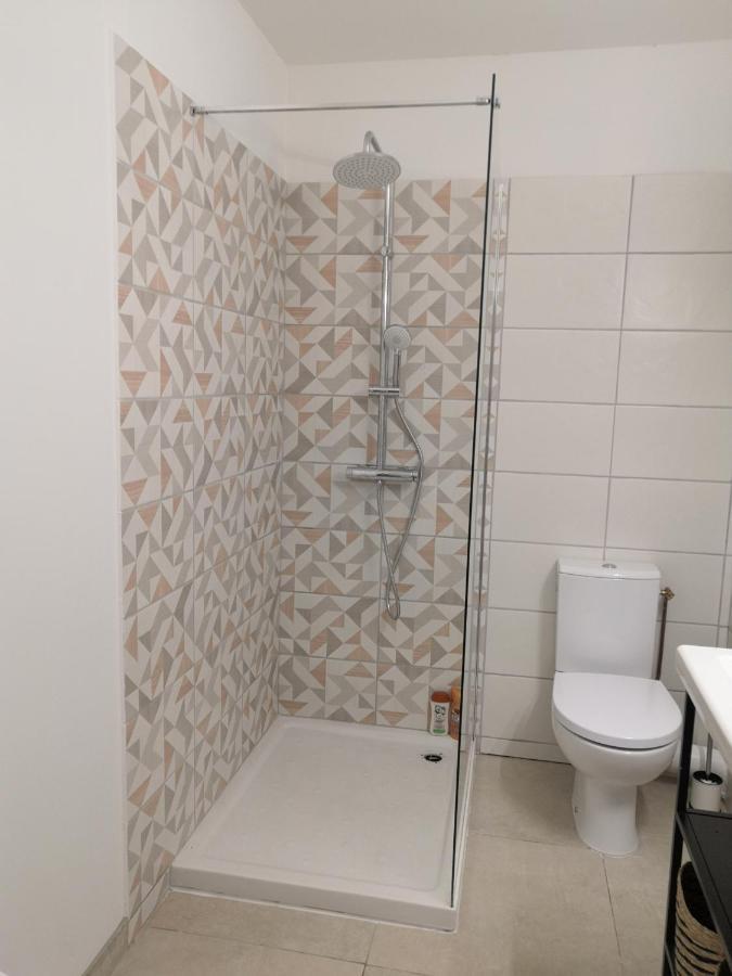 Appartement Cosy Vue Mer A 50 M De La Plage - Refait A Neuf Et Climatise Le Pradet Luaran gambar
