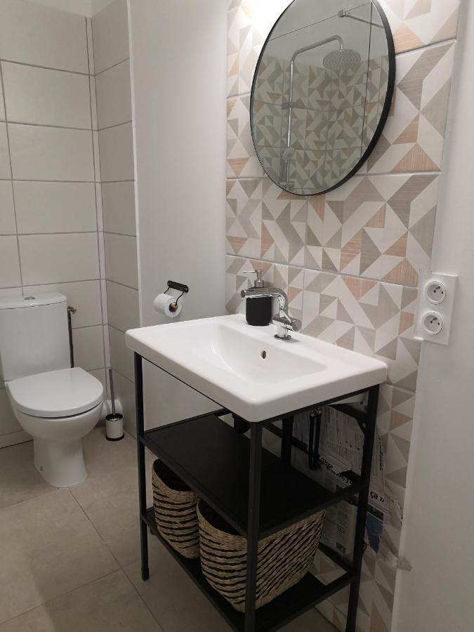 Appartement Cosy Vue Mer A 50 M De La Plage - Refait A Neuf Et Climatise Le Pradet Luaran gambar