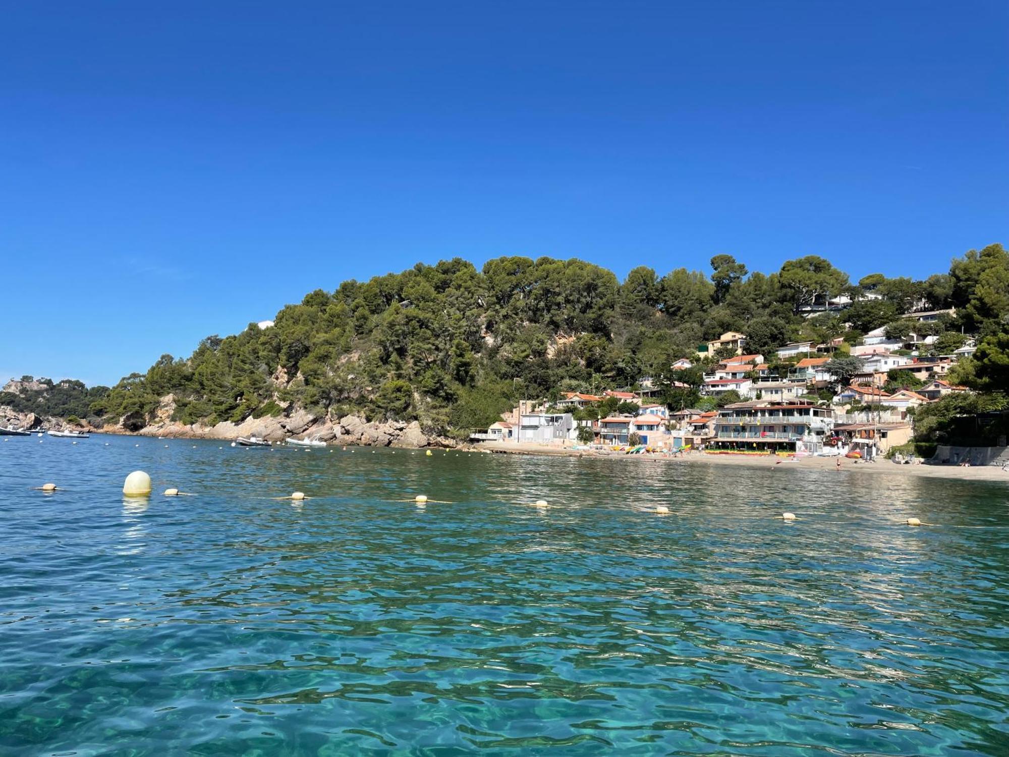 Appartement Cosy Vue Mer A 50 M De La Plage - Refait A Neuf Et Climatise Le Pradet Luaran gambar