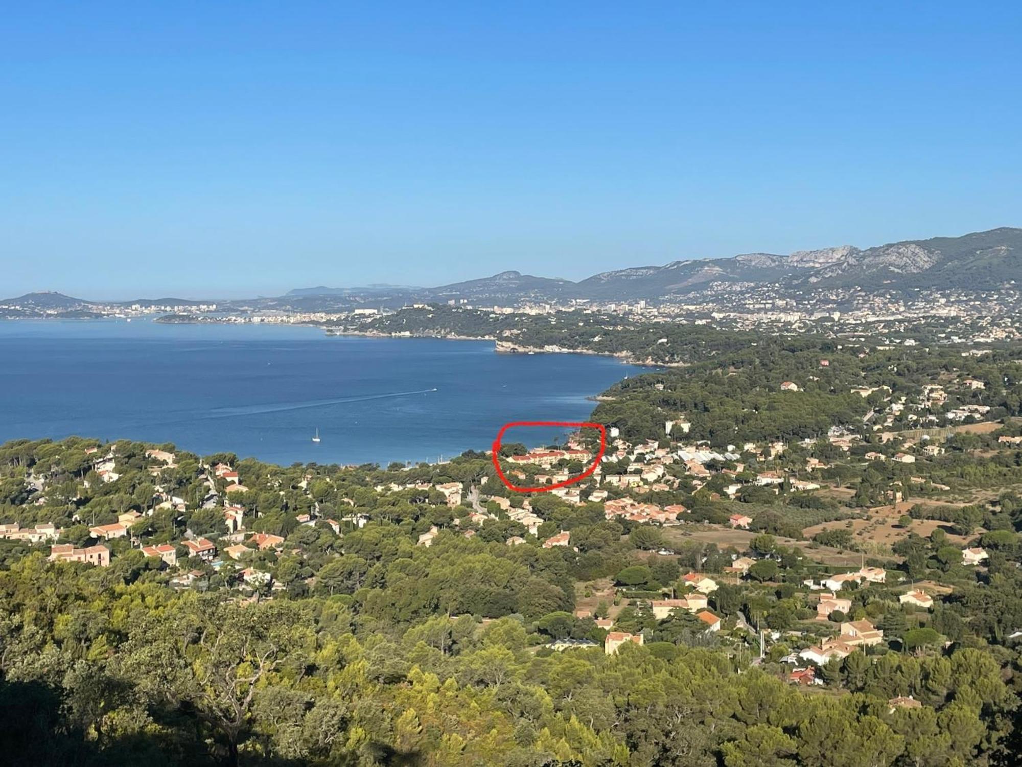 Appartement Cosy Vue Mer A 50 M De La Plage - Refait A Neuf Et Climatise Le Pradet Luaran gambar