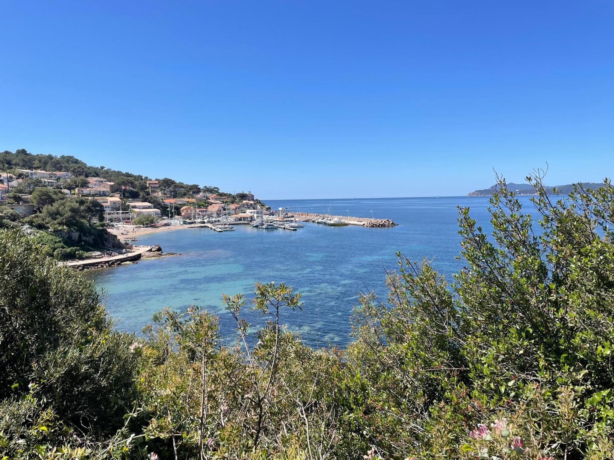 Appartement Cosy Vue Mer A 50 M De La Plage - Refait A Neuf Et Climatise Le Pradet Luaran gambar